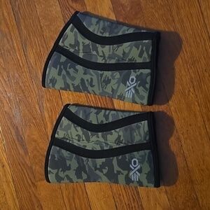 Exo 5mm knee sleves